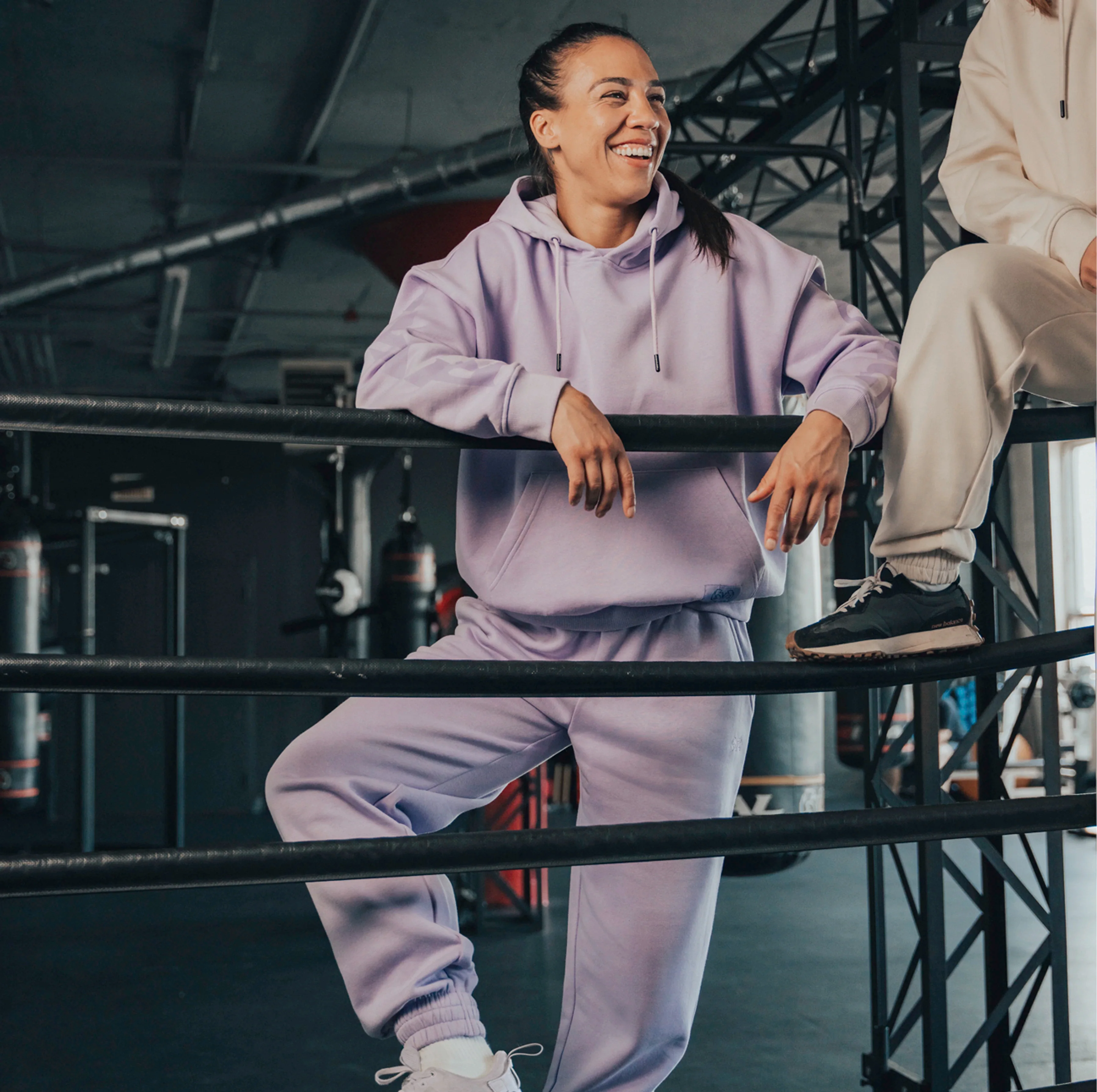 Women's Oversized Heavyweight Fleece Hoodie - Image 7
